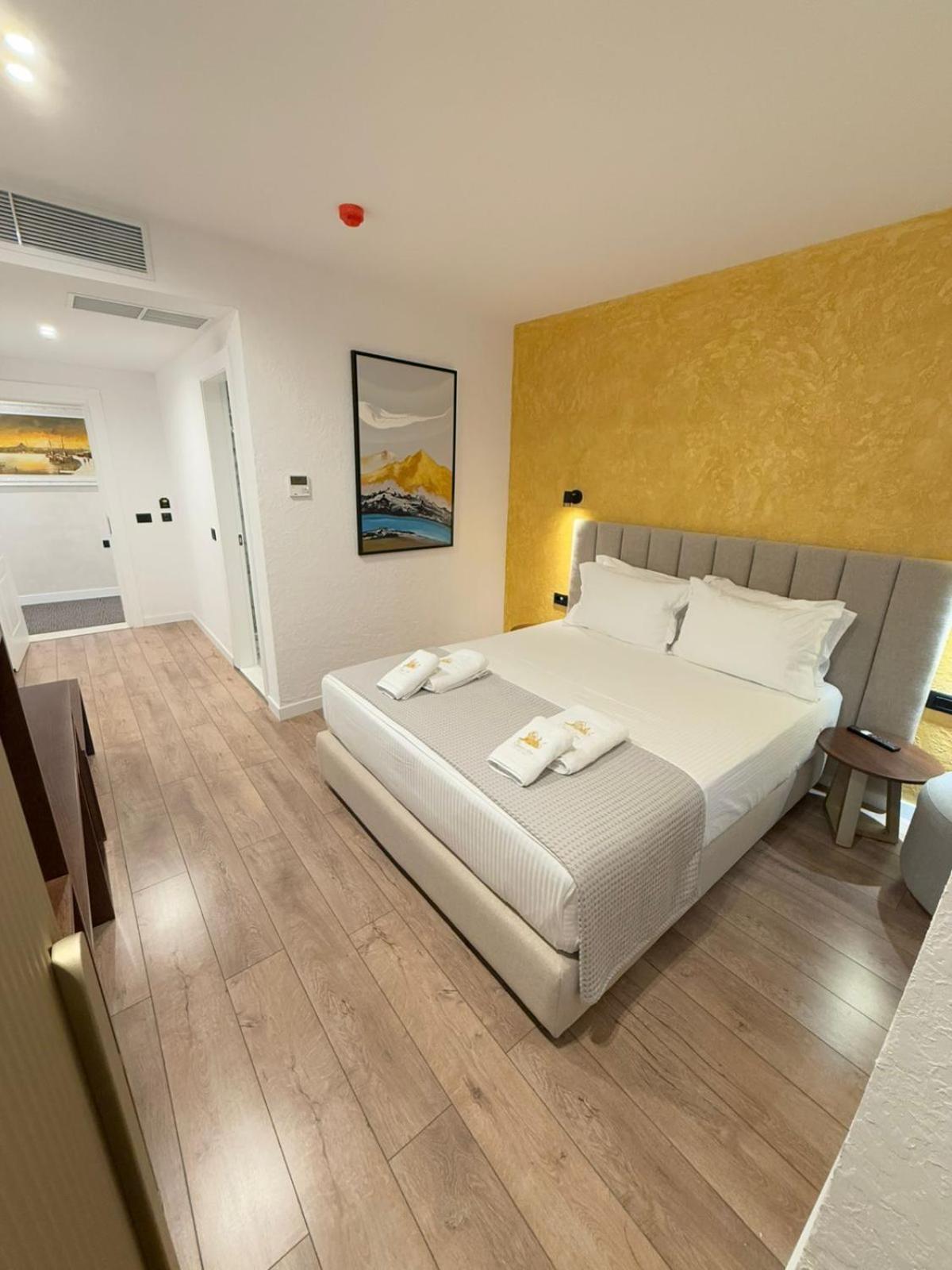 The Queen'S Lion Premium Hotel Sarandë Exterior foto